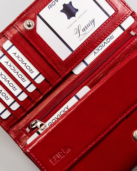 Skórzany portfel damski w orientacji poziomej na zatrzask - Rovicky